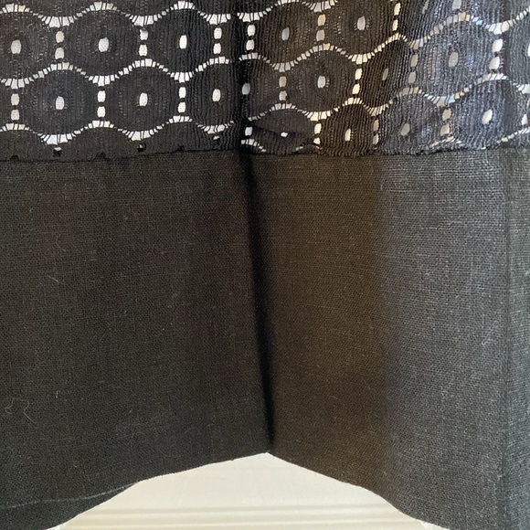 Lace skirt with contrast lining - Picture 4 of 9